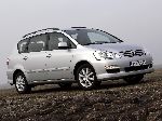 写真 2 車 Toyota Avensis Verso ミニバン (1 世代 2001 2003)