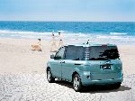 عکس 2 اتومبیل Toyota Sienta مینی ون (1 نسل [بازسازی] 2006 2010)