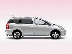 photo 2 l'auto Toyota Wish Minivan (1 génération [remodelage] 2005 2009)