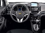 fotosurat 8 Avtomobil Chevrolet Orlando Minivan (1 avlod 2010 2015)