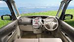 foto Auto Daihatsu Tanto Custom puerta trasera 5-puertas (1 generacion 2003 2007)