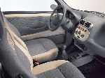 照片 4 汽车 Fiat 600 掀背式 (2 一代人 2005 2010)
