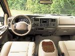 фотография 7 Авто Ford Excursion Внедорожник (1 поколение 1999 2005)