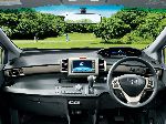 fotografie 9 Auto Honda Freed Viacúčelové vozidlo (MPV) (1 generácia [facelift] 2011 2014)