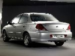 photo 4 l'auto Kia Spectra Sedan 4-wd (1 génération [remodelage] 2001 2011)