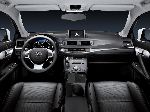 լուսանկար 13 Ավտոմեքենա Lexus CT հեչբեկ 5-դուռ (1 սերունդ [վերականգնում] 2013 2015)