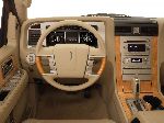 fotografie 5 Auto Lincoln Navigator SUV (1 generație 1997 2003)