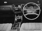 fotografie 20 Auto Nissan Laurel sedan (C32 1984 1986)
