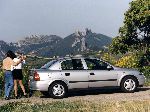 photo 16 l'auto Opel Astra Sedan (F 1991 1994)
