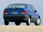foto 5 Auto Renault 19 Hatchback 5-porte (1 generazione 1988 1992)