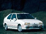 写真 7 車 Renault 19 ハッチバック (1 世代 1988 1992)