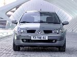 fotografie 53 Auto Renault Megane Hatchback 3-dvere (3 generácia 2008 2014)