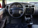 fotoğraf 30 Oto Toyota 4Runner SUV 3-kapılı. (2 nesil 1989 1995)