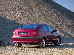 foto Bil Toyota Avensis Hatchback (1 generation [omformning] 2000 2003)