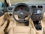 fotosurat 18 Avtomobil Volkswagen Golf Vagon 5-eshik (6 avlod 2009 2014)