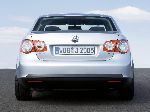 фотография 12 Авто Volkswagen Jetta Седан 4-дв. (5 поколение 2005 2010)