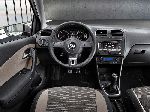 photo 12 l'auto Volkswagen Polo Hatchback 5-wd (4 génération [remodelage] 2005 2009)