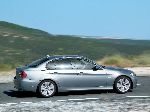 kuva 21 Auto BMW 3 serie Sedan (E90/E91/E92/E93 [uudelleenmuotoilu] 2008 2013)