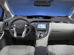 fénykép 5 Autó Toyota Prius Hatchback (2 generáció 2003 2009)