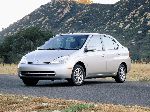 fotosurat 3 Avtomobil Toyota Prius sedan