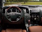 снимка 5 Кола Toyota Sequoia Офроуд (2 поколение 2008 2017)