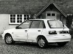 foto 6 Bil Toyota Starlet Hatchback 5-dør (80 series 1989 1996)
