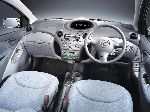 foto 14 Bil Toyota Vitz RS hatchback 3-dörrars (XP10 [omformning] 2001 2005)