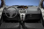 foto 25 Auto Toyota Yaris RS hečbek 5-vrata (XP9 2005 2009)