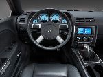 fotografie 6 Auto Dodge Challenger Kupé (3 generácia [facelift] 2010 2015)