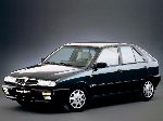 photo 13 l'auto Lancia Delta Hatchback (2 génération 1993 1999)