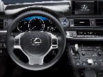 լուսանկար 12 Ավտոմեքենա Lexus CT հեչբեկ 5-դուռ (1 սերունդ [վերականգնում] 2013 2015)