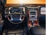 kuva 6 Auto Lincoln Navigator Maastoauto 5-ovinen (3 sukupolvi 2007 2014)
