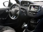 fénykép 12 Autó Peugeot 208 Hatchback 3-ajtós (1 generáció 2012 2016)
