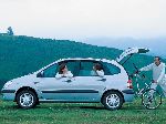 fotografie 35 Auto Renault Scenic Minivăn 5-uși (1 generație [restyling] 1999 2003)