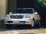 صورة فوتوغرافية 24 سيارة Toyota Crown سيدان (S130 1987 1991)