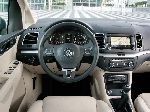foto 5 Bil Volkswagen Sharan Minivan (1 generation [omformning] 2000 2003)