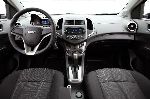 լուսանկար 7 Ավտոմեքենա Chevrolet Sonic ZA-spec սեդան 4-դուռ (1 սերունդ 2011 2016)