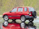 grianghraf 11 Carr Chevrolet Tracker As bothar (2 giniúint 1998 2004)