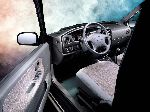 фотографија 24 Ауто Kia Sportage Soft Top теренац 3-врата (1 генерација 1995 2004)