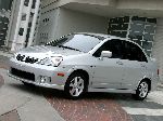kuva Auto Suzuki Aerio ominaisuudet